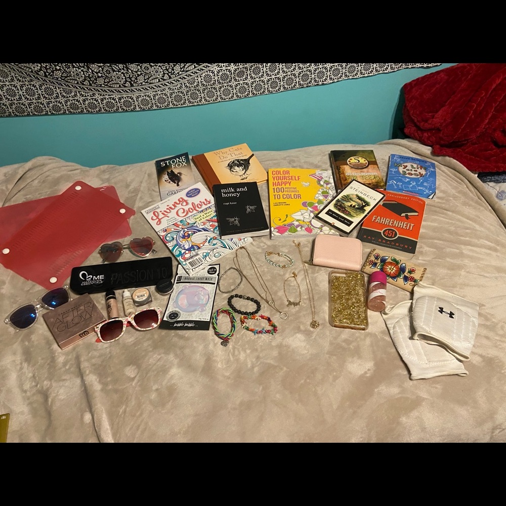 Misc Unlisted Items. - image 1